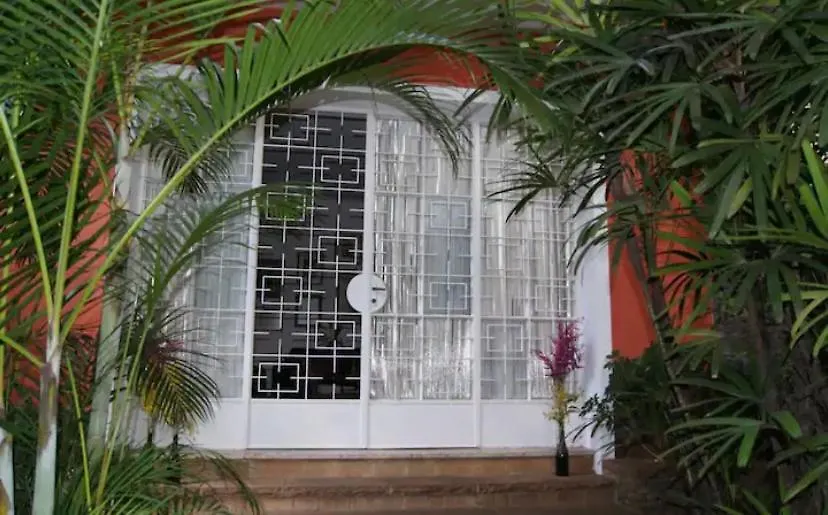 Guest house Suite No Bairro Sumare Sao Paulo