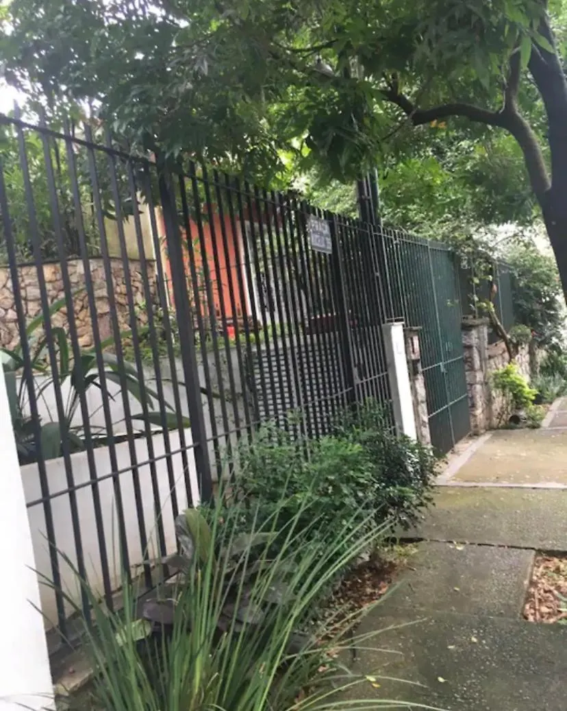 Suite No Bairro Sumare Sao Paulo Guest house