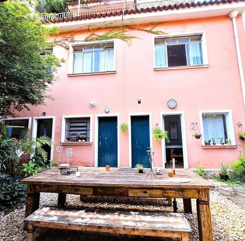 Guest house Suite No Bairro Sumare Sao Paulo Brazil